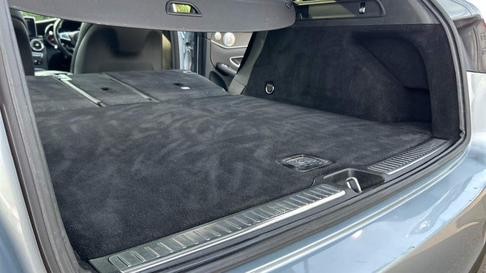 Mercedes-Benz GLC 250d 4Matic SE 5dr 9G-Tronic Diesel Estate - Image 30