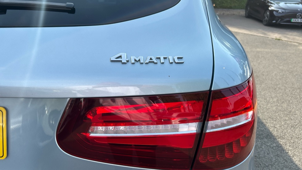 Mercedes-Benz GLC 250d 4Matic SE 5dr 9G-Tronic Diesel Estate - Image 38