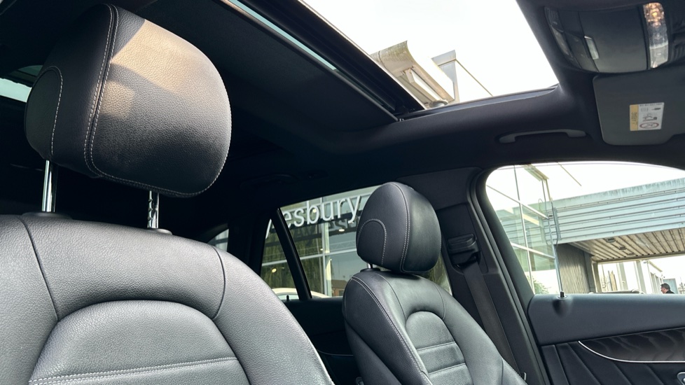 Mercedes-Benz GLC 250d 4Matic SE 5dr 9G-Tronic Diesel Estate - Image 40