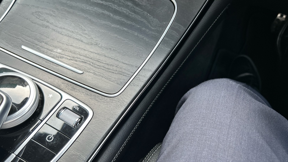 Mercedes-Benz GLC 250d 4Matic SE 5dr 9G-Tronic Diesel Estate - Image 41