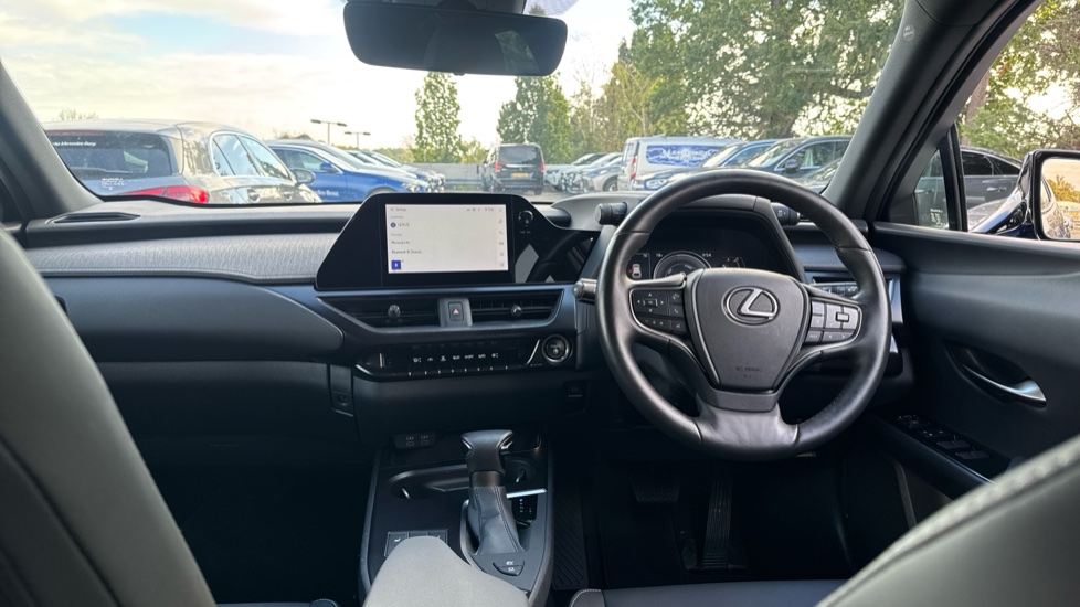 Lexus UX 250h 2.0 F-Sport Design 5dr CVT Hybrid Hatchback - Image 10
