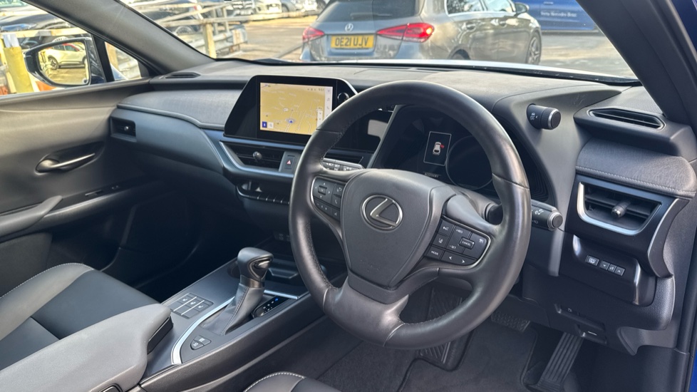 Lexus UX 250h 2.0 F-Sport Design 5dr CVT Hybrid Hatchback - Image 11