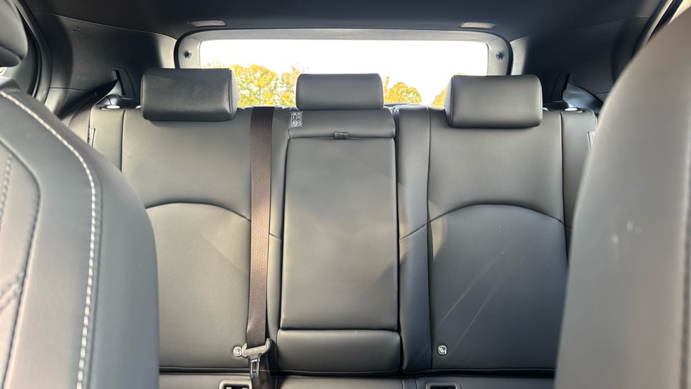 Lexus UX 250h 2.0 F-Sport Design 5dr CVT Hybrid Hatchback - Image 15