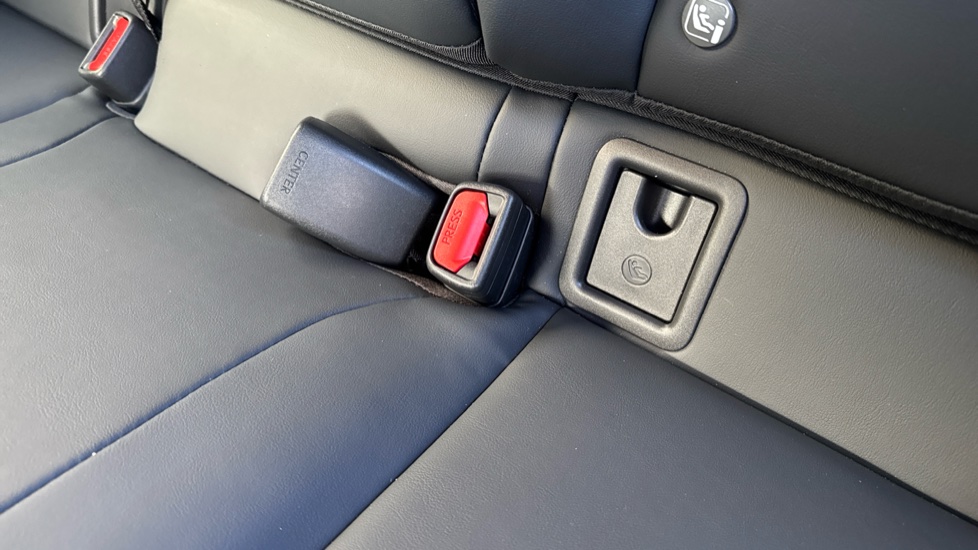 Lexus UX 250h 2.0 F-Sport Design 5dr CVT Hybrid Hatchback - Image 17