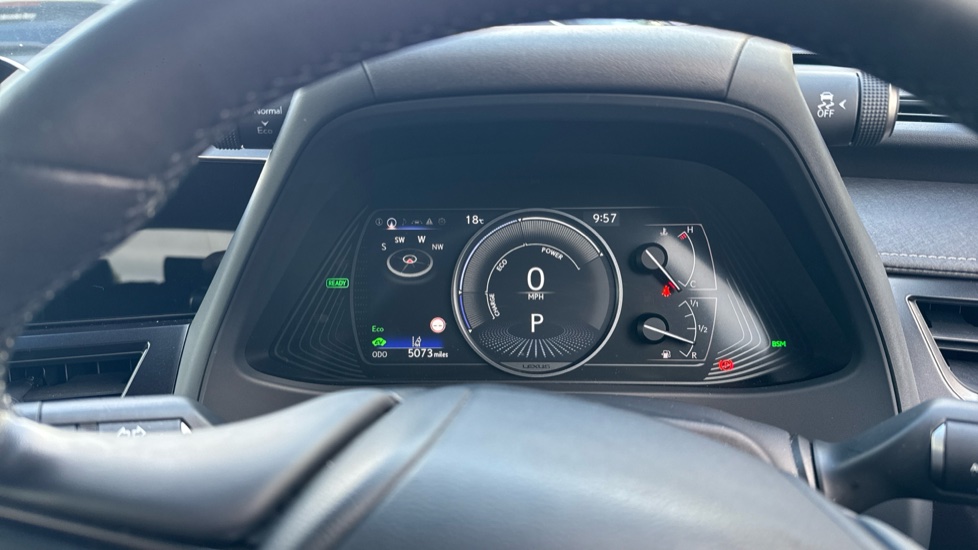 Lexus UX 250h 2.0 F-Sport Design 5dr CVT Hybrid Hatchback - Image 31