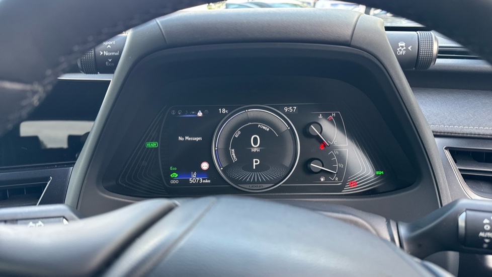 Lexus UX 250h 2.0 F-Sport Design 5dr CVT Hybrid Hatchback - Image 34