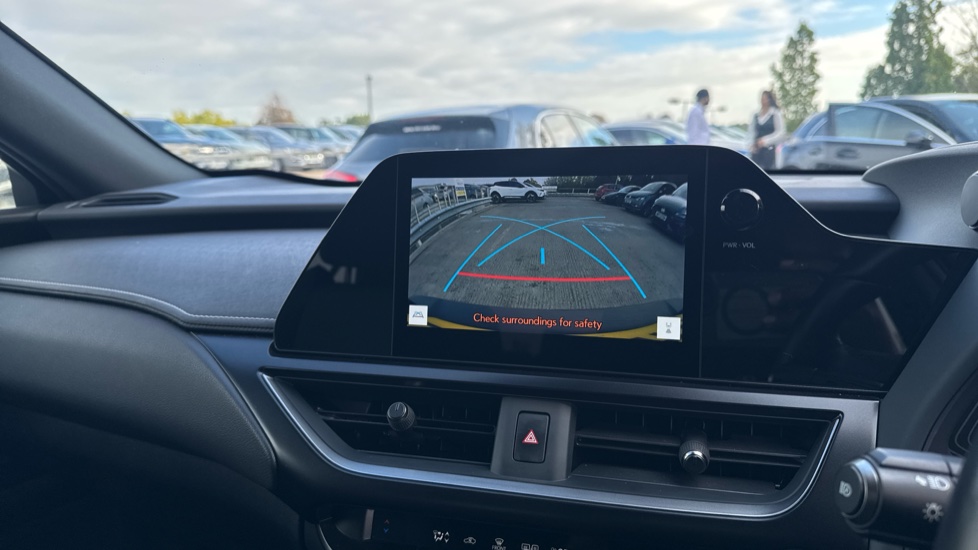 Lexus UX 250h 2.0 F-Sport Design 5dr CVT Hybrid Hatchback - Image 36