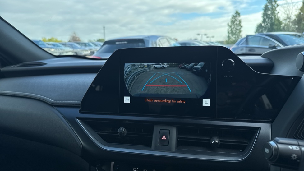 Lexus UX 250h 2.0 F-Sport Design 5dr CVT Hybrid Hatchback - Image 37