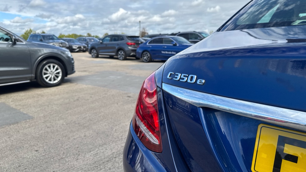 Mercedes-Benz C-Class C350e Sport Premium 4dr Auto Saloon - Image 21