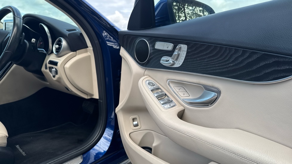 Mercedes-Benz C-Class C350e Sport Premium 4dr Auto Saloon - Image 25