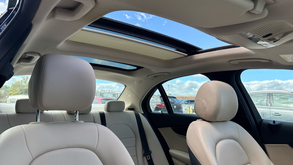 Mercedes-Benz C-Class C350e Sport Premium 4dr Auto Saloon - Image 32