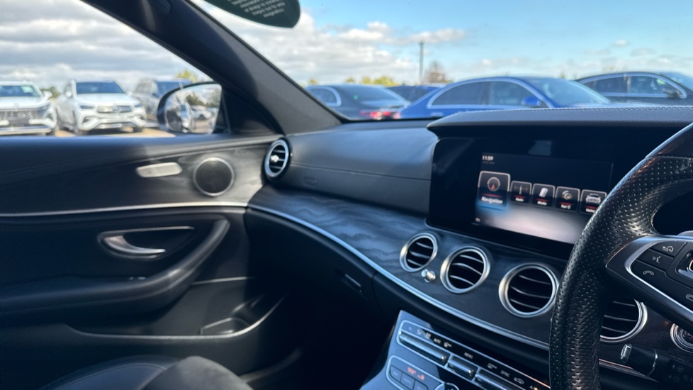 Mercedes-Benz E-Class E220d AMG Line 5dr 9G-Tronic Diesel Estate - Image 14