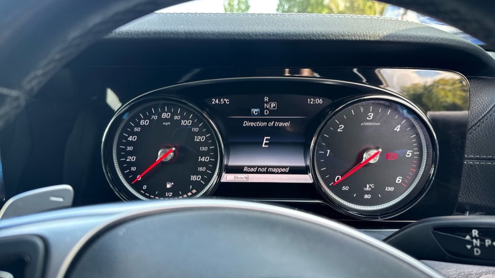 Mercedes-Benz E-Class E220d AMG Line 5dr 9G-Tronic Diesel Estate - Image 32