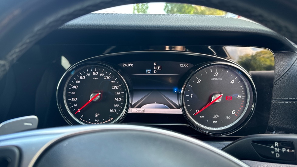 Mercedes-Benz E-Class E220d AMG Line 5dr 9G-Tronic Diesel Estate - Image 34