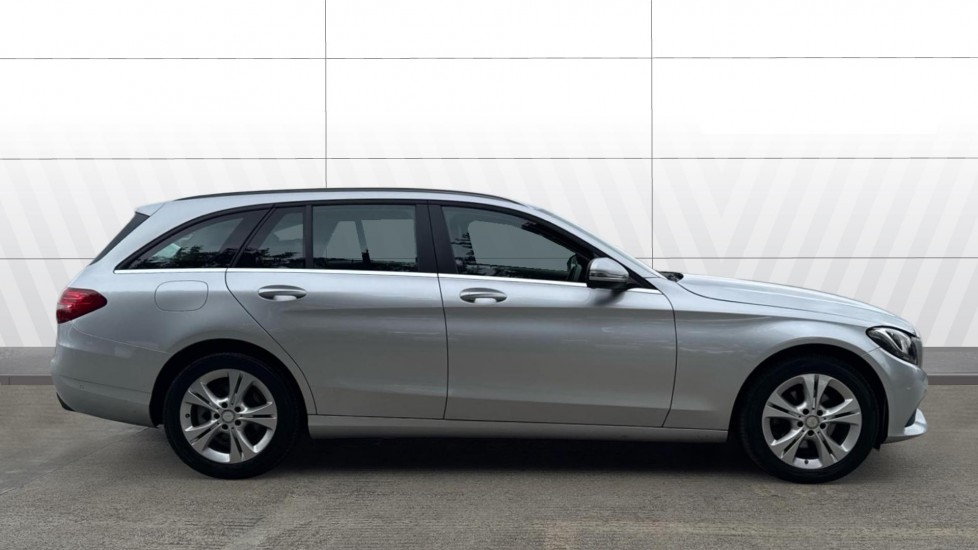 Mercedes-Benz C-Class C220d SE Executive 5dr Auto Diesel Estate - Image 5