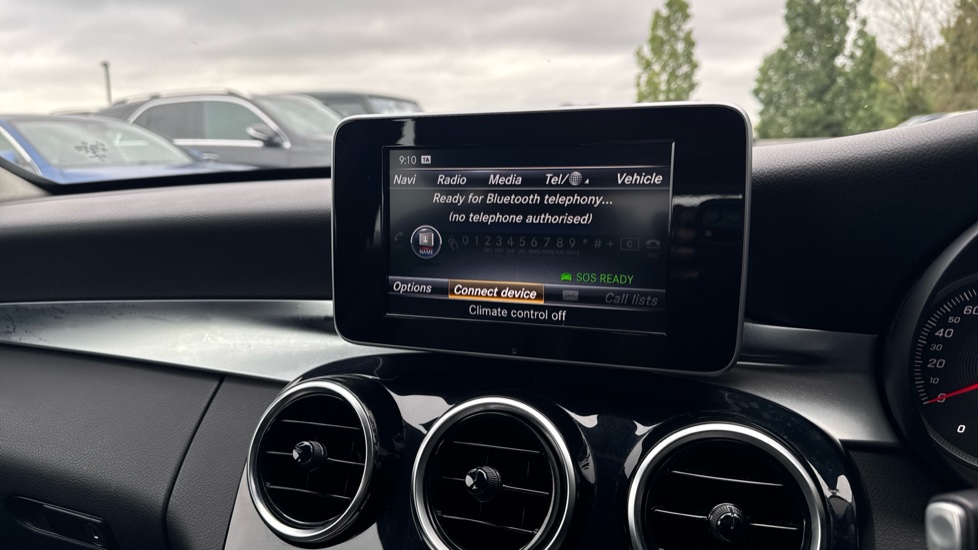 Mercedes-Benz C-Class C220d SE Executive 5dr Auto Diesel Estate - Image 42