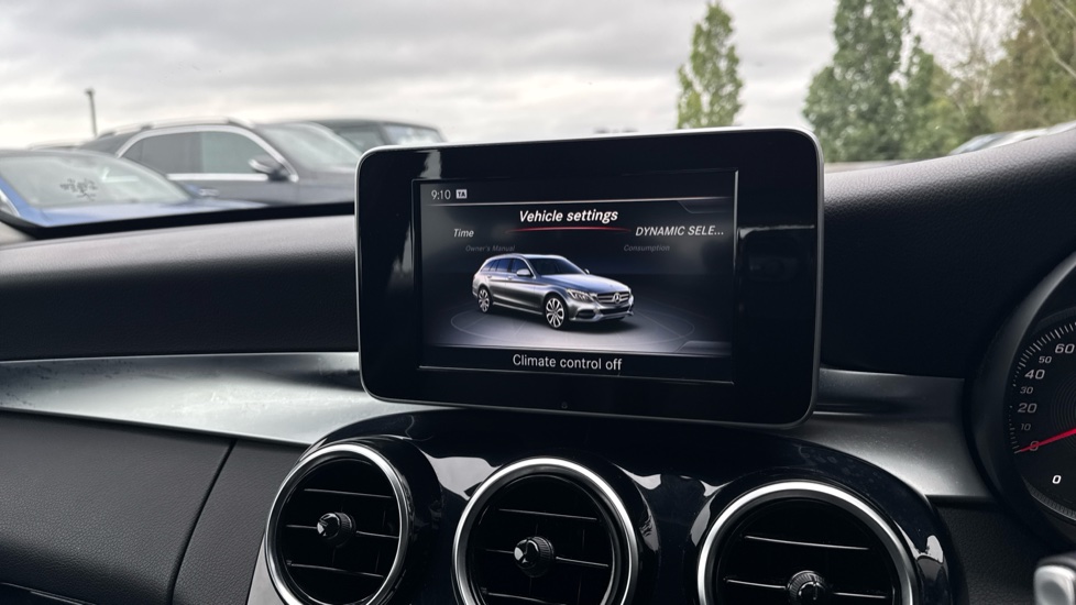 Mercedes-Benz C-Class C220d SE Executive 5dr Auto Diesel Estate - Image 43