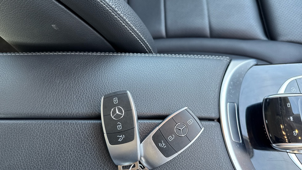 Mercedes-Benz C-Class C200 Sport Premium 5dr 9G-Tronic Petrol Estate - Image 20