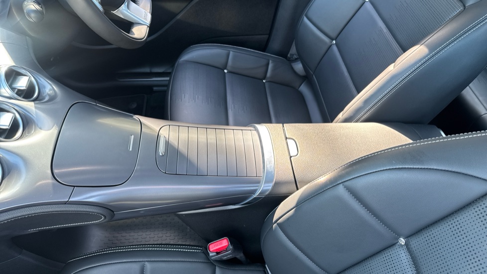 smart Hashtag 3 200kW Pro + 66kWh 5dr Auto Electric Estate - Image 13