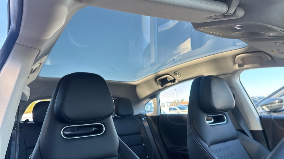 smart Hashtag 3 200kW Pro + 66kWh 5dr Auto Electric Estate - Image 31