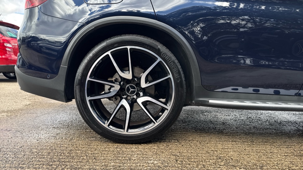Mercedes-AMG GLC 43 4Matic Premium Plus 5dr 9G-Tronic Petrol Estate - Image 7