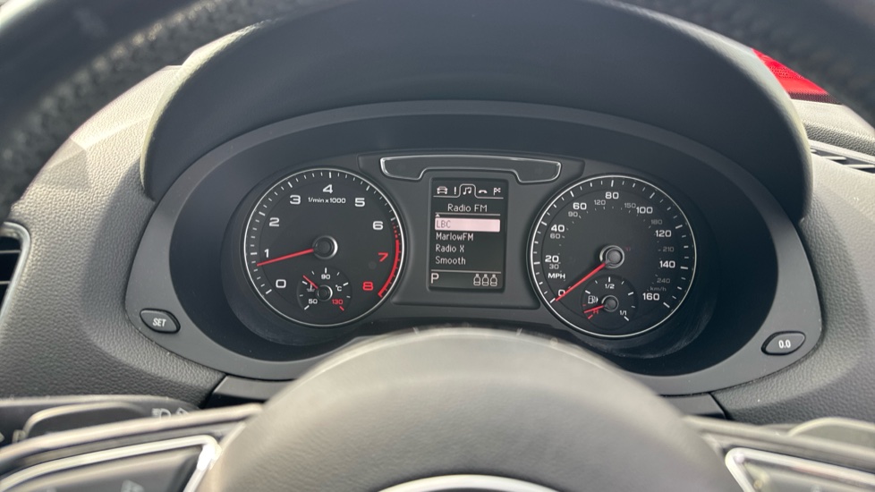 Audi Q3 1.4T FSI Sport 5dr S Tronic Petrol Estate - Image 30