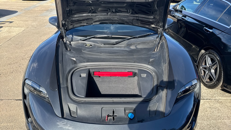 Porsche Taycan 420kW 4S 93kWh 4dr Auto Electric Saloon - Image 8