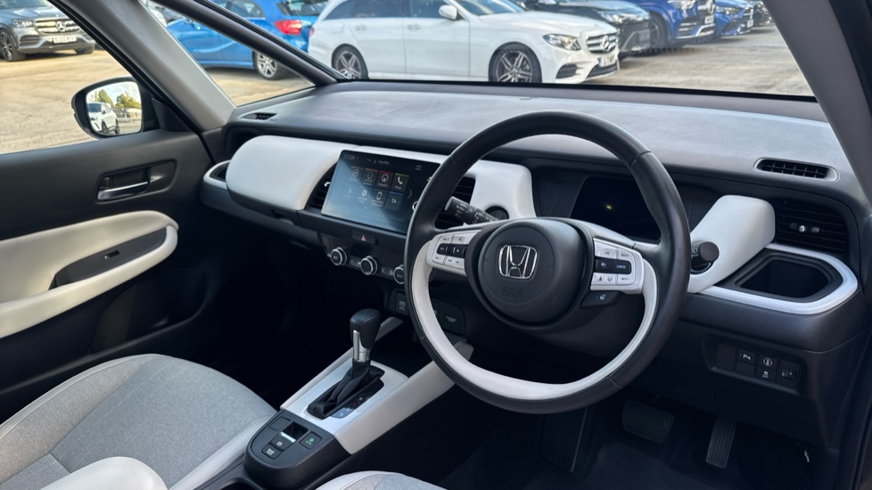 Honda Jazz 1.5 i-MMD Hybrid EX 5dr eCVT Hybrid Hatchback - Image 11