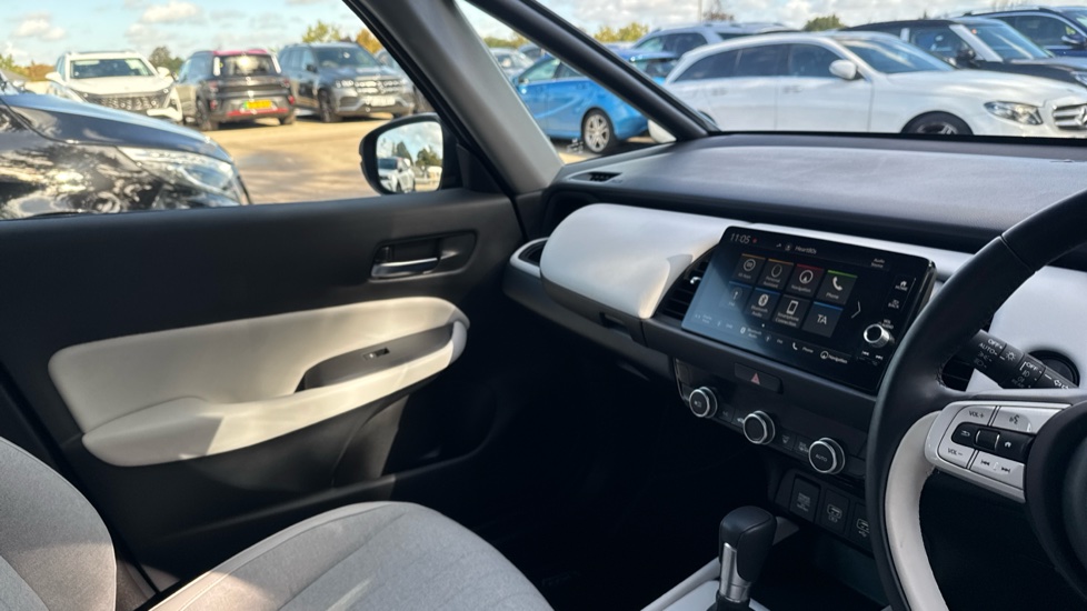 Honda Jazz 1.5 i-MMD Hybrid EX 5dr eCVT Hybrid Hatchback - Image 14