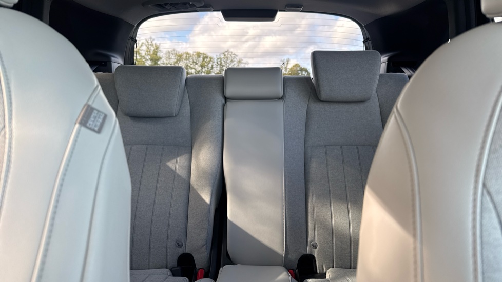 Honda Jazz 1.5 i-MMD Hybrid EX 5dr eCVT Hybrid Hatchback - Image 15