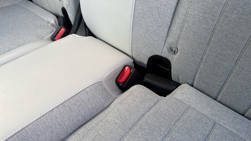 Honda Jazz 1.5 i-MMD Hybrid EX 5dr eCVT Hybrid Hatchback - Image 17