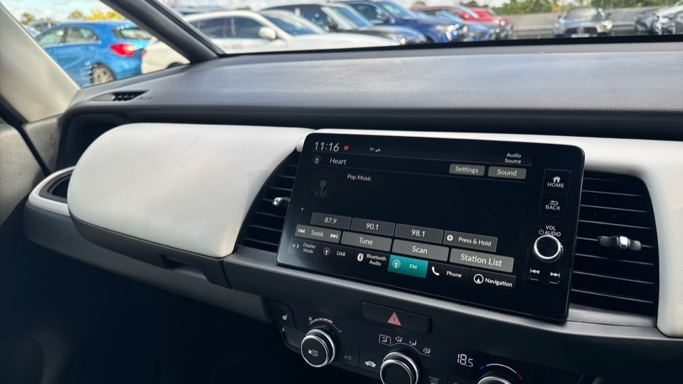 Honda Jazz 1.5 i-MMD Hybrid EX 5dr eCVT Hybrid Hatchback - Image 44
