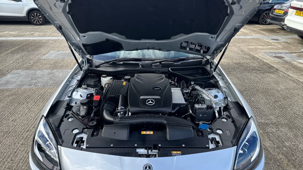 Mercedes-Benz SLC 300 AMG Line 2dr 9G-Tronic Petrol Roadster - Image 8