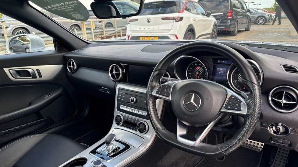 Mercedes-Benz SLC 300 AMG Line 2dr 9G-Tronic Petrol Roadster - Image 11