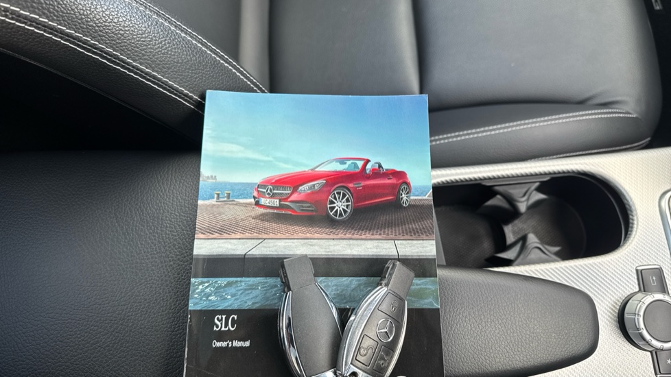 Mercedes-Benz SLC 300 AMG Line 2dr 9G-Tronic Petrol Roadster - Image 19