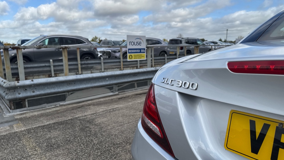 Mercedes-Benz SLC 300 AMG Line 2dr 9G-Tronic Petrol Roadster - Image 21