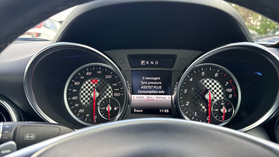 Mercedes-Benz SLC 300 AMG Line 2dr 9G-Tronic Petrol Roadster - Image 35