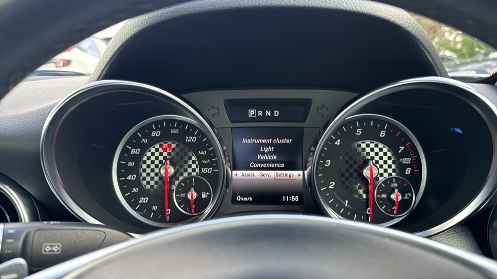 Mercedes-Benz SLC 300 AMG Line 2dr 9G-Tronic Petrol Roadster - Image 36