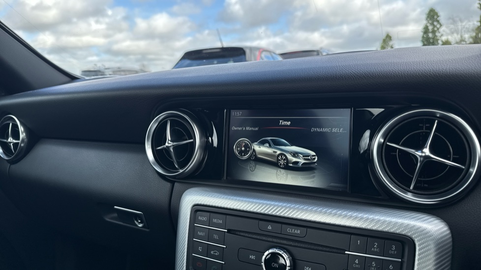 Mercedes-Benz SLC 300 AMG Line 2dr 9G-Tronic Petrol Roadster - Image 42