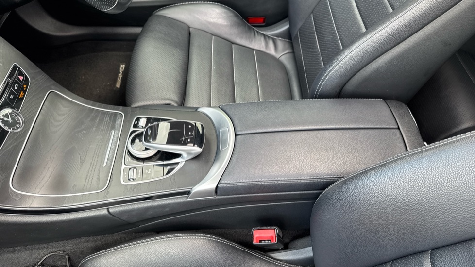 Mercedes-Benz C-Class C220d AMG Line Premium Plus 2dr Auto Diesel Coupe - Image 13