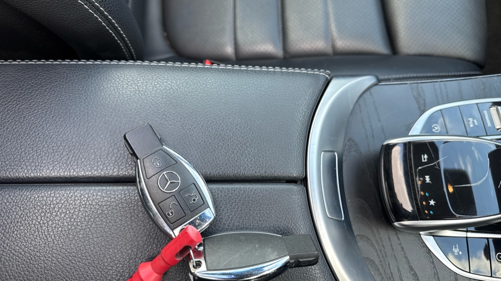 Mercedes-Benz C-Class C220d AMG Line Premium Plus 2dr Auto Diesel Coupe - Image 20