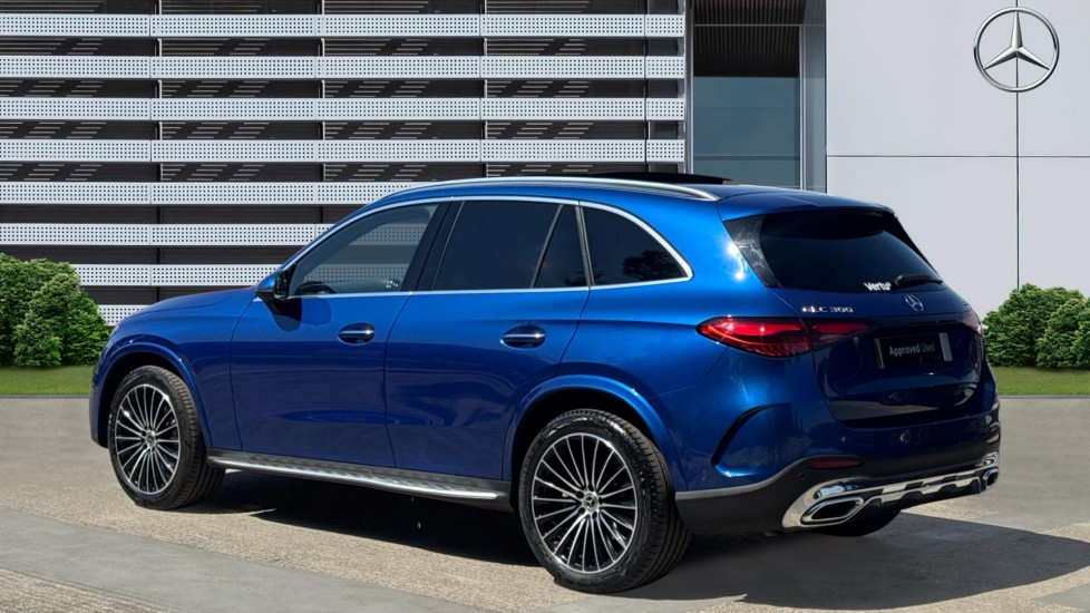 Mercedes-Benz GLC 300 4Matic AMG Line Premium Plus 5dr 9G-Tronic Petrol Estate - Image 2