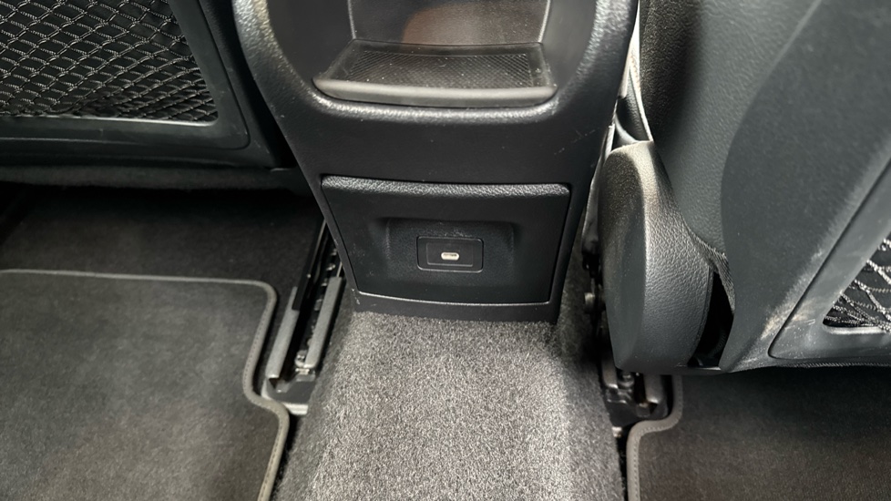Mercedes-Benz A-Class A180 AMG Line Executive 5dr Auto Petrol Hatchback - Image 29