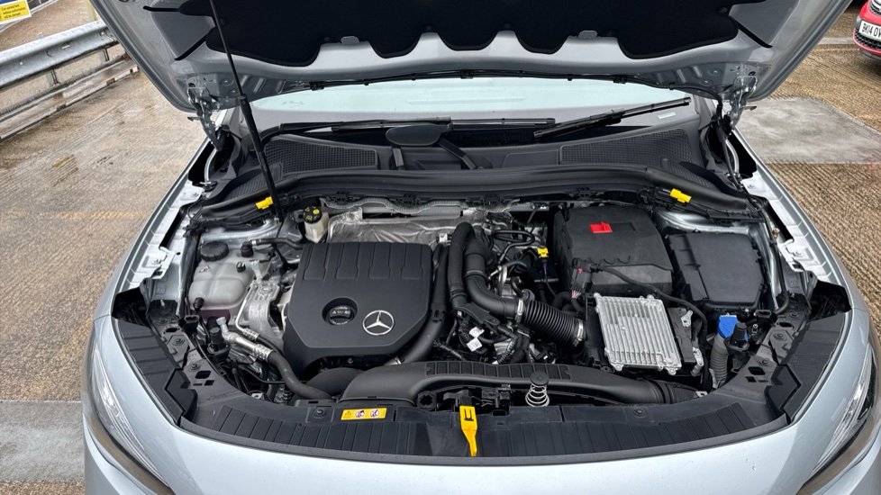 Mercedes-Benz GLA 200 AMG Line Premium 5dr Auto Petrol Hatchback - Image 8