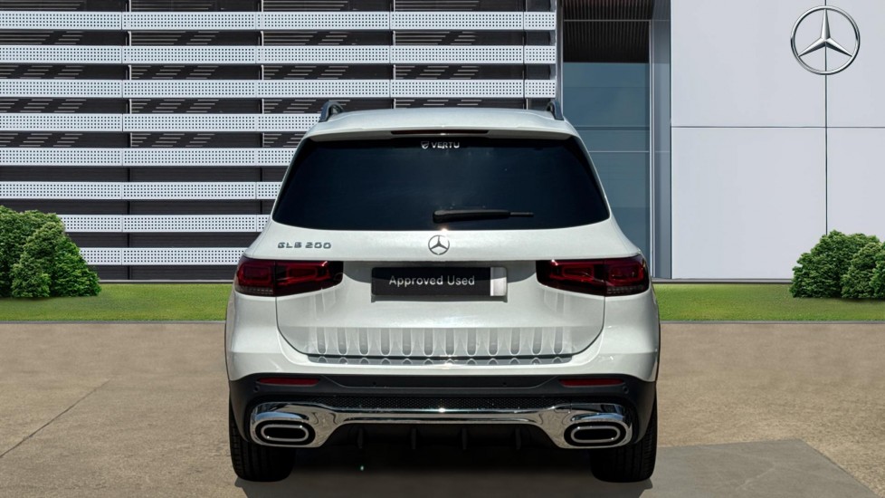 Mercedes-Benz GLB 200 AMG Line Premium Plus 5dr 7G-Tronic Petrol Estate - Image 6