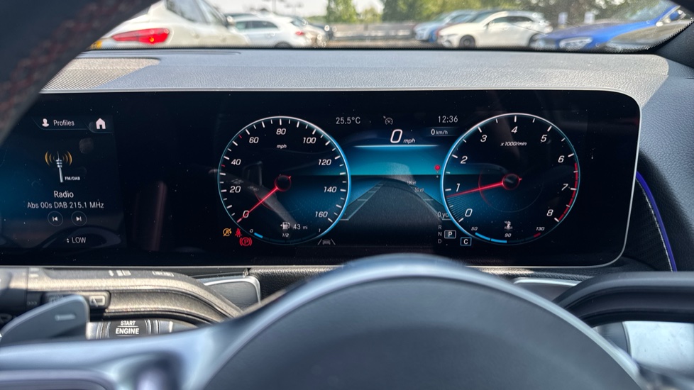 Mercedes-Benz GLB 200 AMG Line Premium Plus 5dr 7G-Tronic Petrol Estate - Image 37