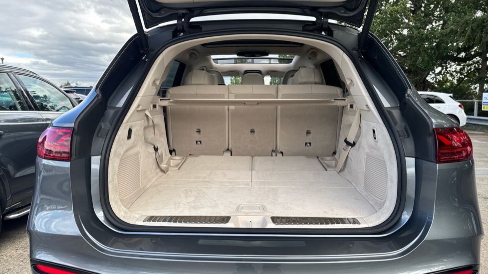 Mercedes-Benz Eqs 450 4M 265kW Business Class 108kWh 5dr Auto Electric Estate - Image 4