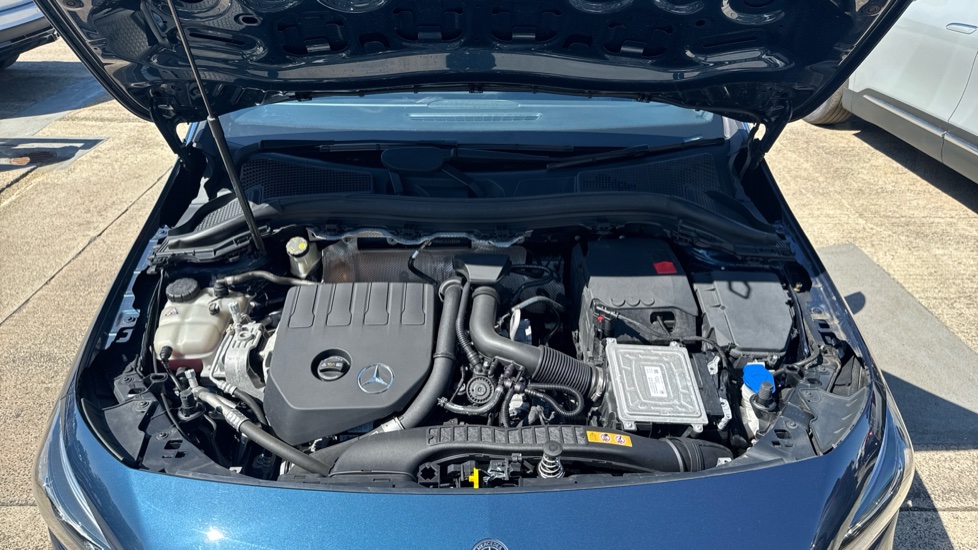 Mercedes-Benz B-Class B180 AMG Line Premium 5dr Auto Petrol Hatchback - Image 8