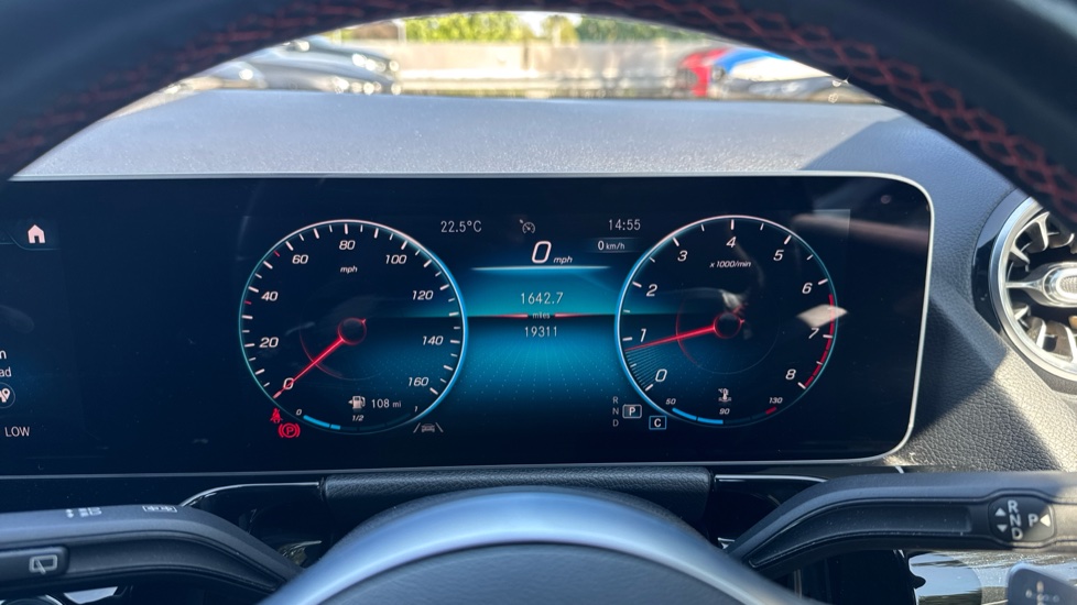 Mercedes-Benz B-Class B180 AMG Line Premium 5dr Auto Petrol Hatchback - Image 30