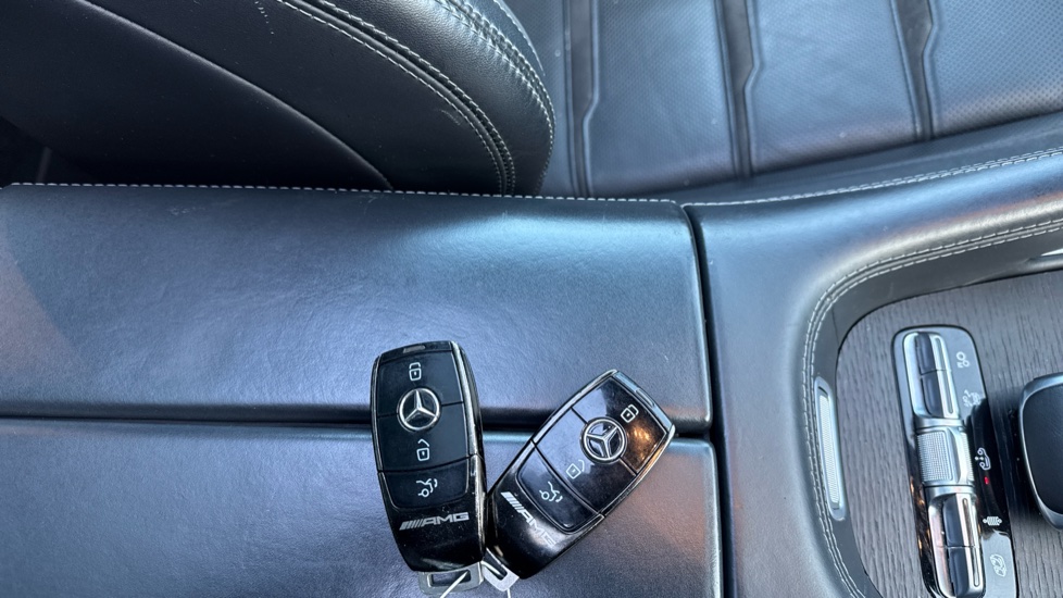 Mercedes-AMG GLE 53 4Matic+ Prem + 5dr 9G-Tronic [7 Seats] Petrol Estate - Image 20
